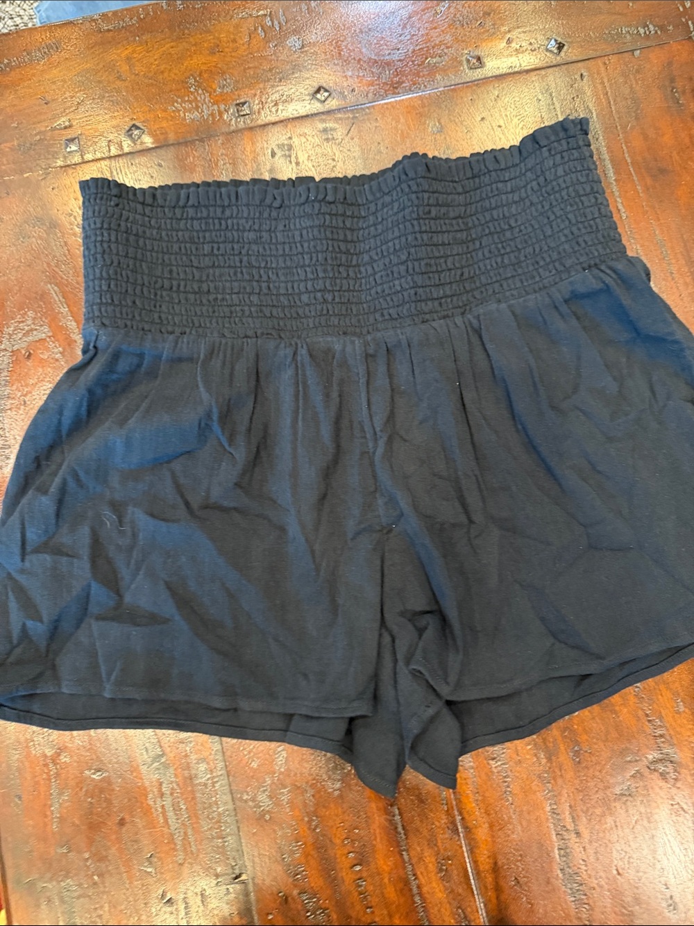 Vineyard Vines Black High-Waist Smocked Shorts